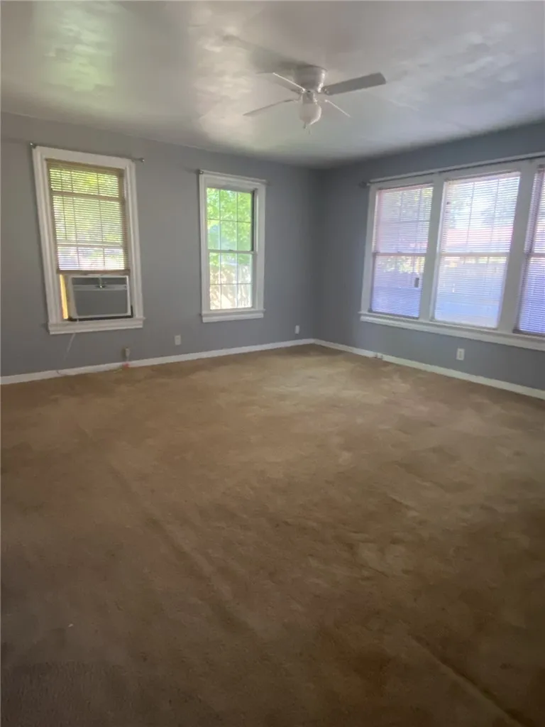 323 W 4th Street Alice, TX 78332