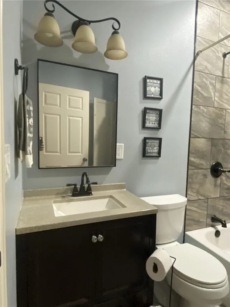 323 W 4th Street Alice, TX 78332