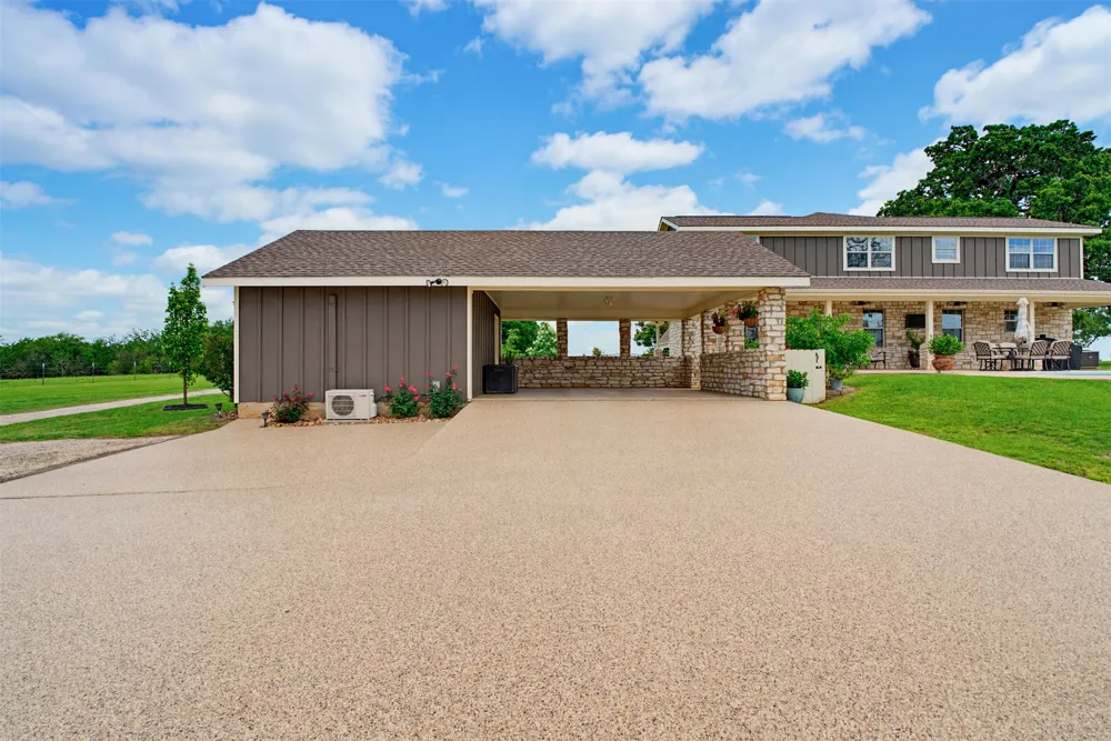 489 Boyd Lane Rockdale, TX 76567