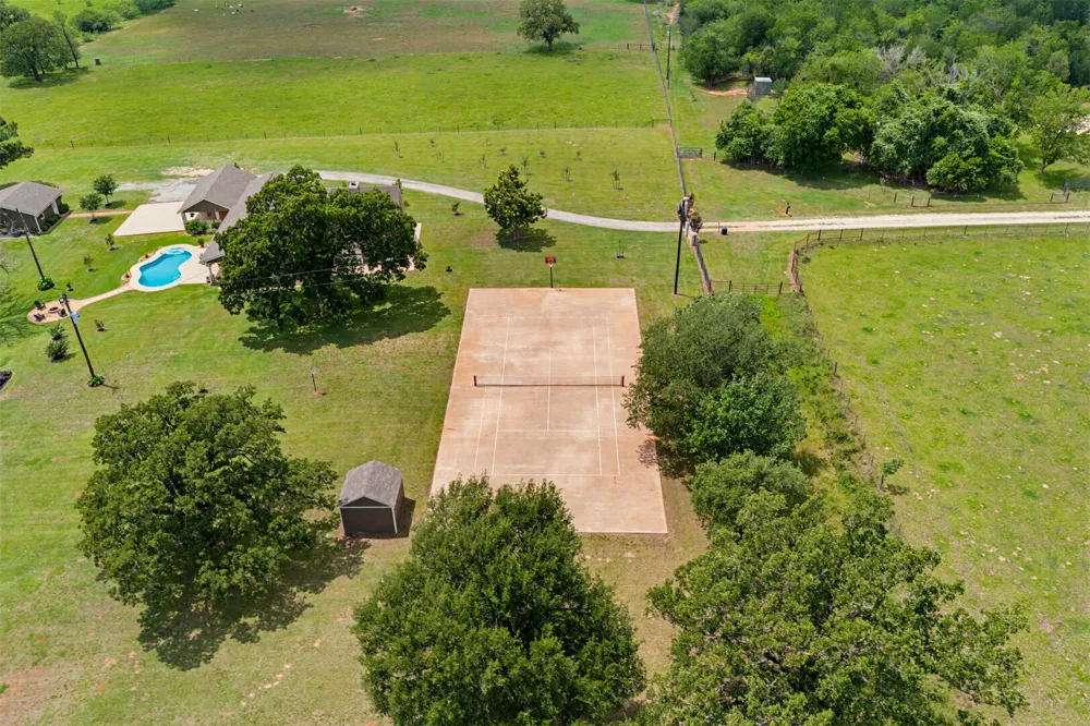 489 Boyd Lane Rockdale, TX 76567