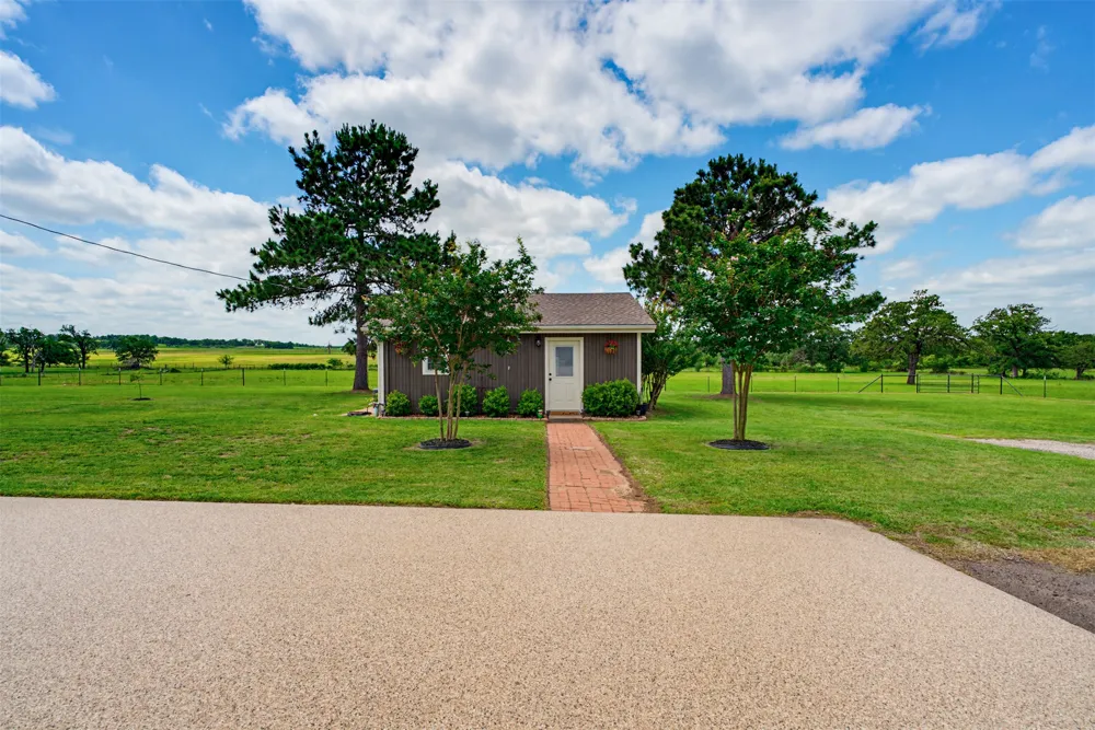 489 Boyd Lane Rockdale, TX 76567