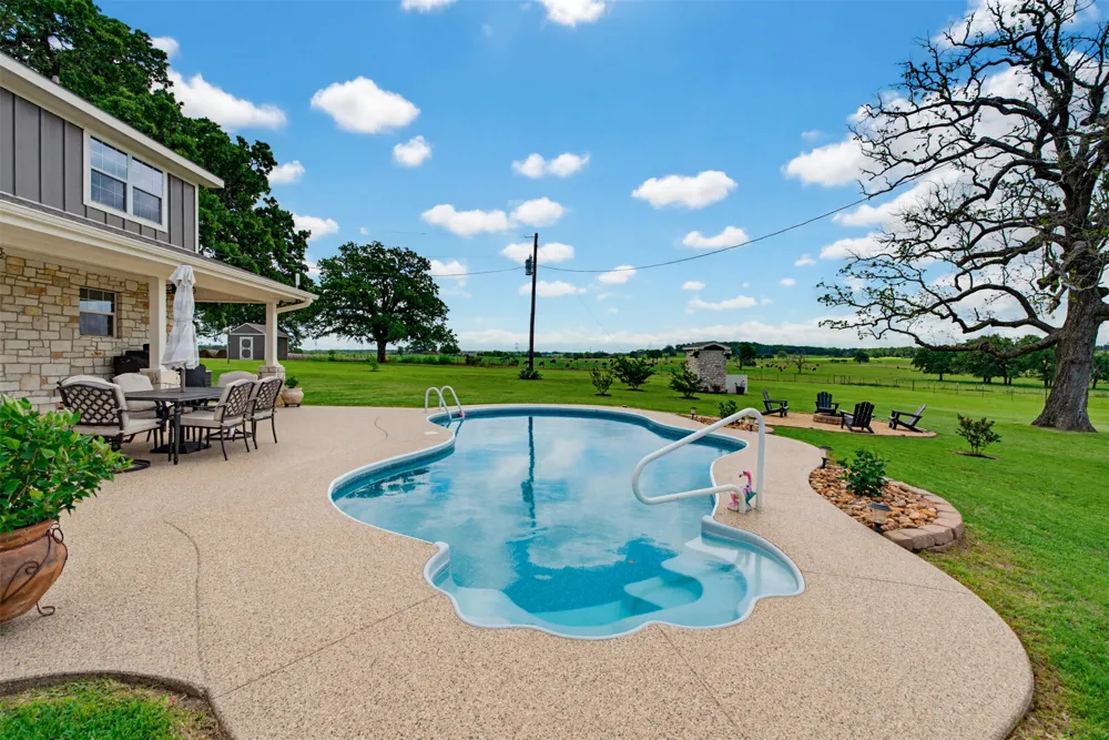 489 Boyd Lane Rockdale, TX 76567