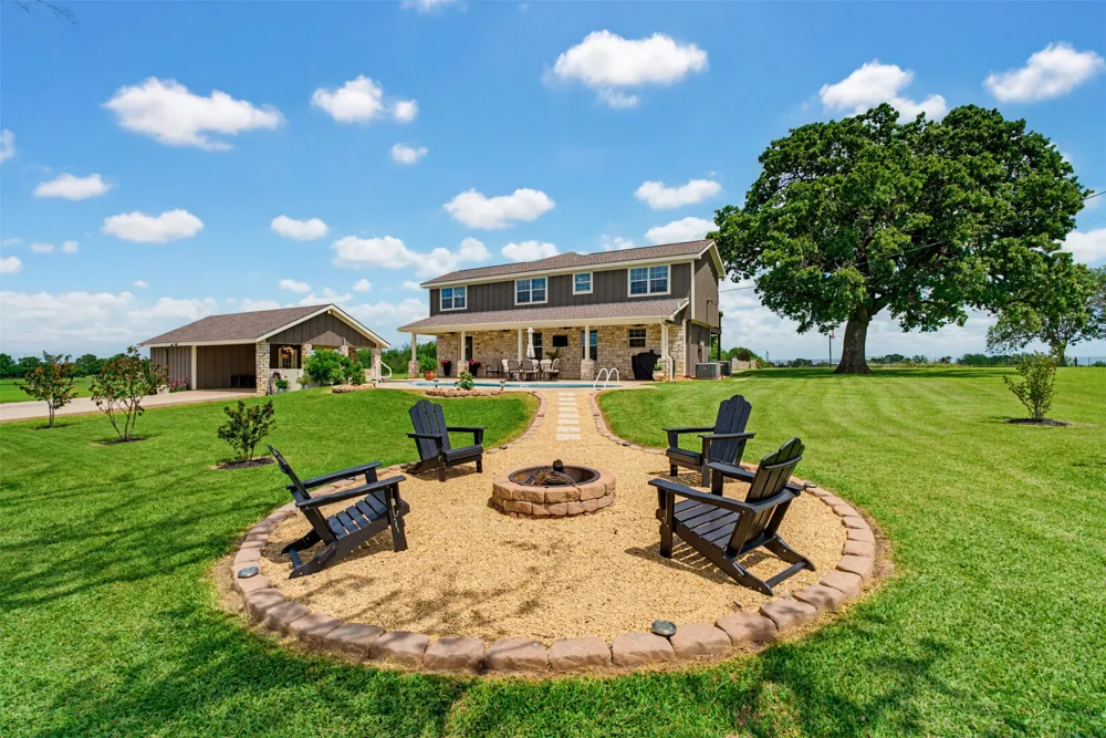 489 Boyd Lane Rockdale, TX 76567