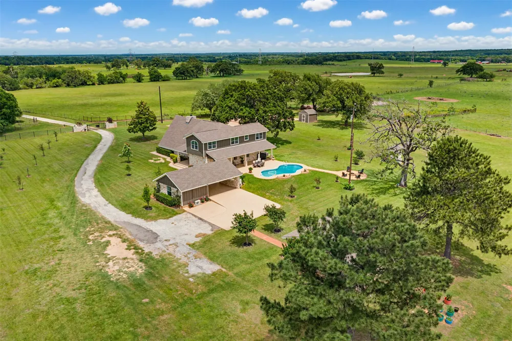 489 Boyd Lane Rockdale, TX 76567