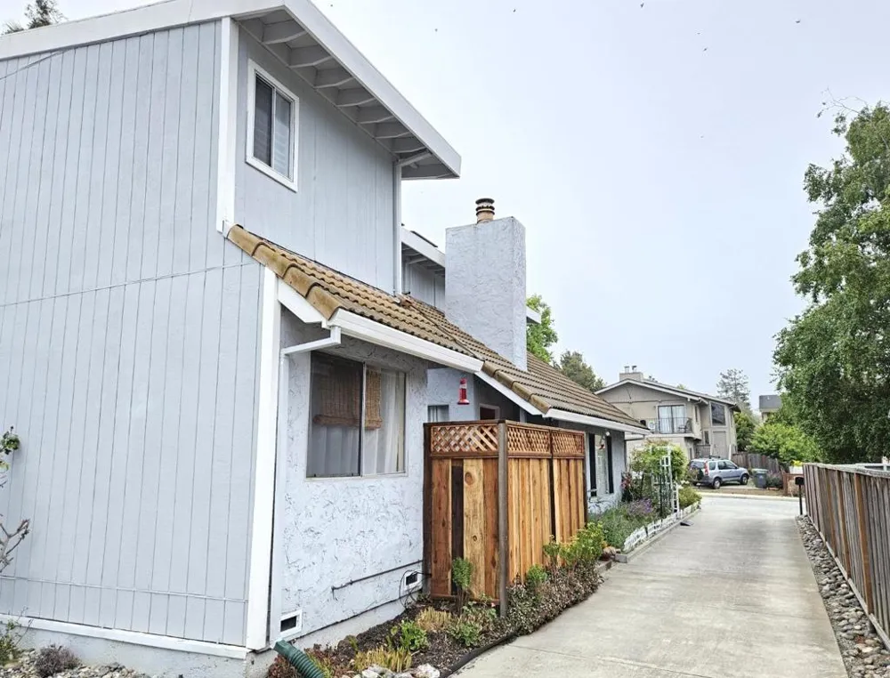 142 Bar Harbor Court Aptos, CA 95003