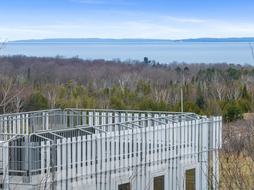 7452 Manitou Trail Leelanau Township, MI 49670