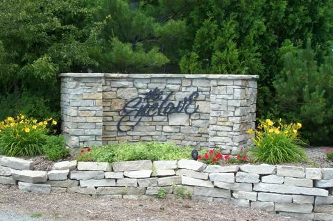6366 Cedarmere