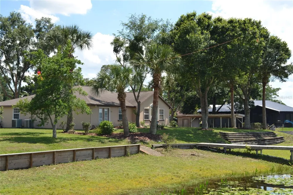 26 SE OCALE WAY Summerfield, FL 34491