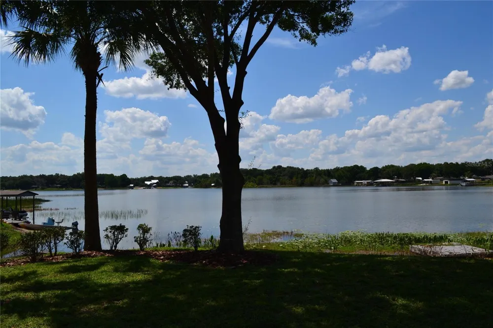 26 SE OCALE WAY Summerfield, FL 34491