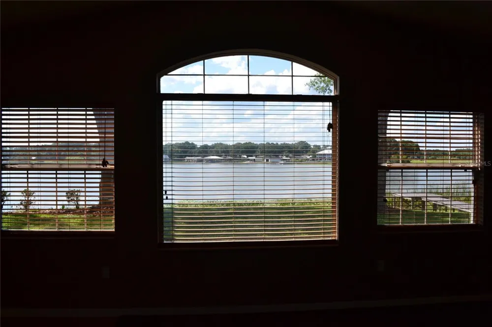 26 SE OCALE WAY Summerfield, FL 34491