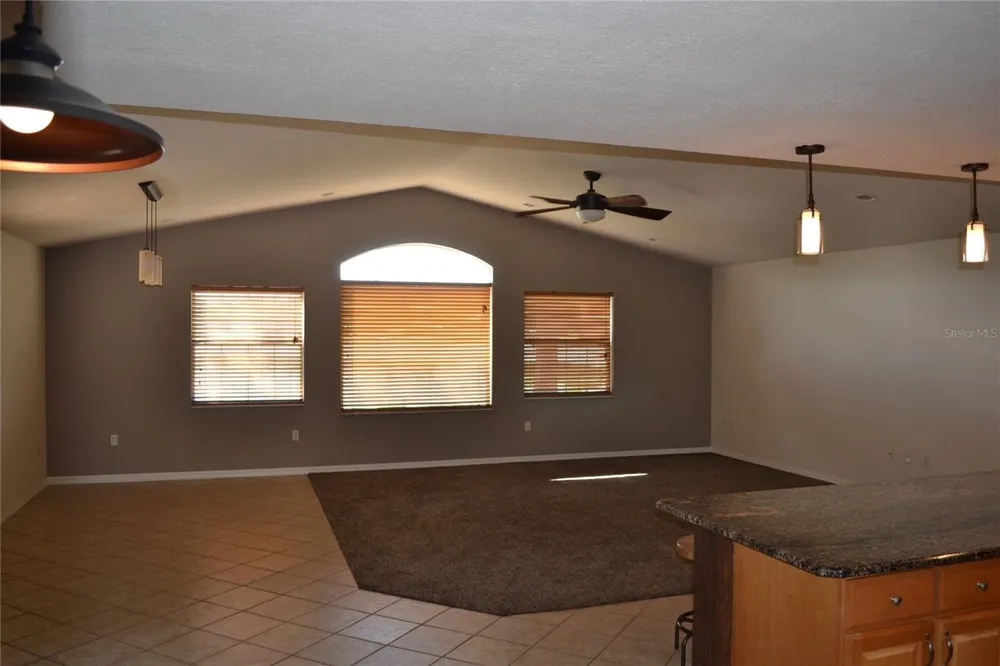 26 SE OCALE WAY Summerfield, FL 34491
