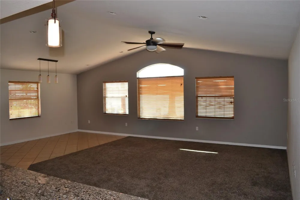 26 SE OCALE WAY Summerfield, FL 34491