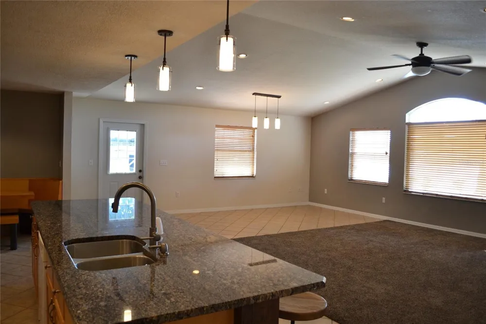 26 SE OCALE WAY Summerfield, FL 34491