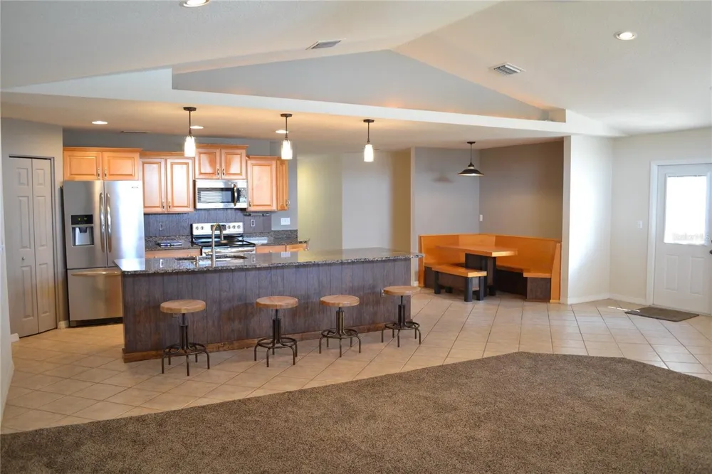 26 SE OCALE WAY Summerfield, FL 34491