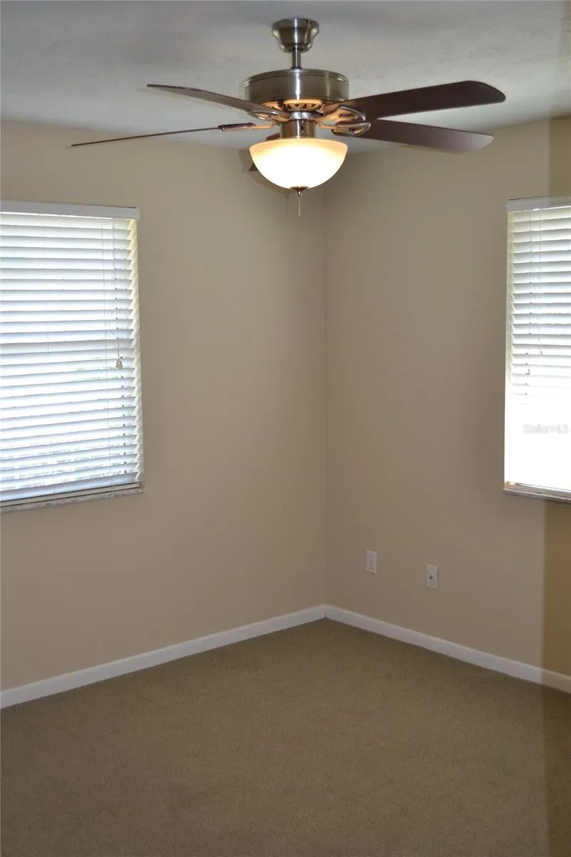 26 SE OCALE WAY Summerfield, FL 34491
