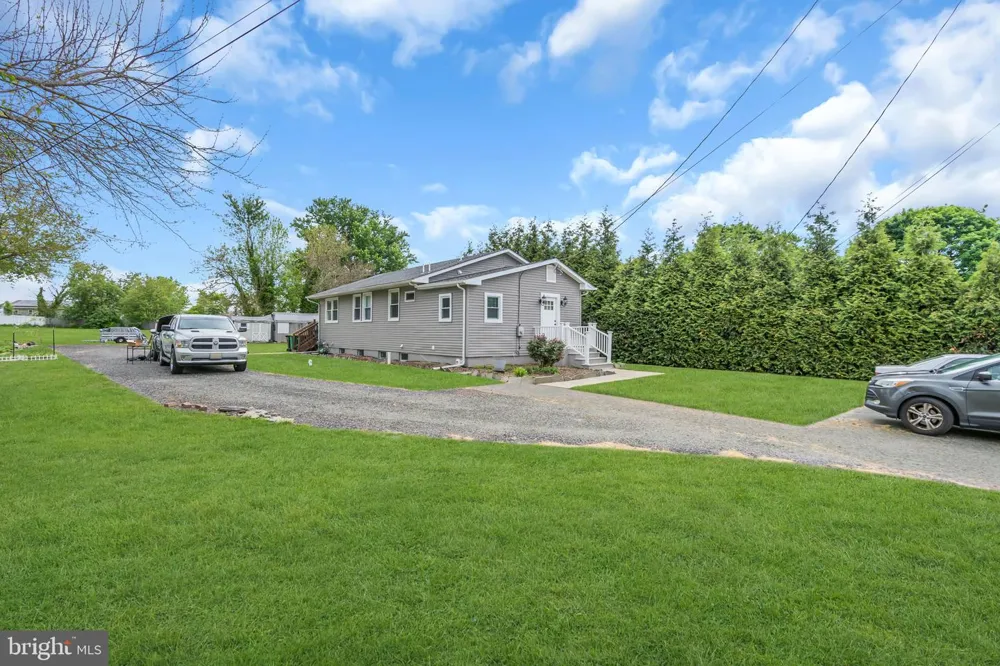 727 SHILOH PIKE Bridgeton, NJ 08302