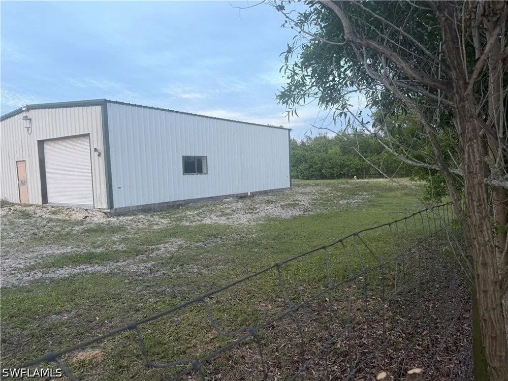 Saddlewood Lane Cape Coral, FL 33991