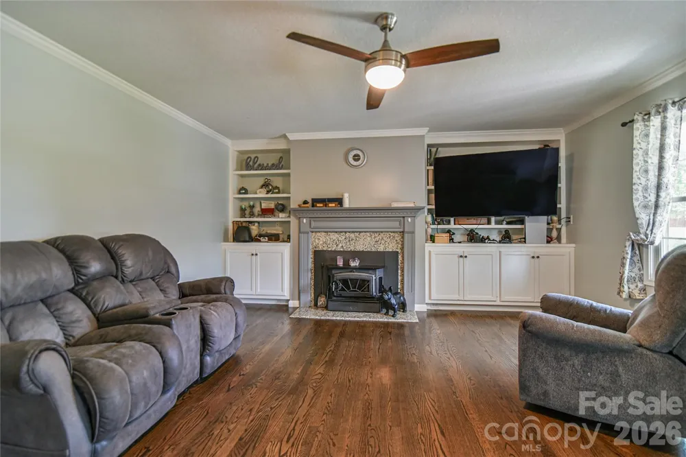 116 Kay Road Flat Rock, NC 28731