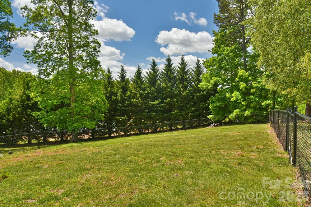 116 Kay Road Flat Rock, NC 28731