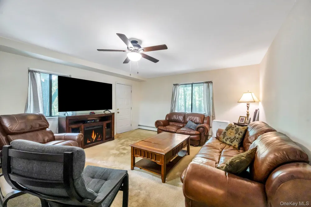 179 Gnarled Hollow Road East Setauket, NY 11733