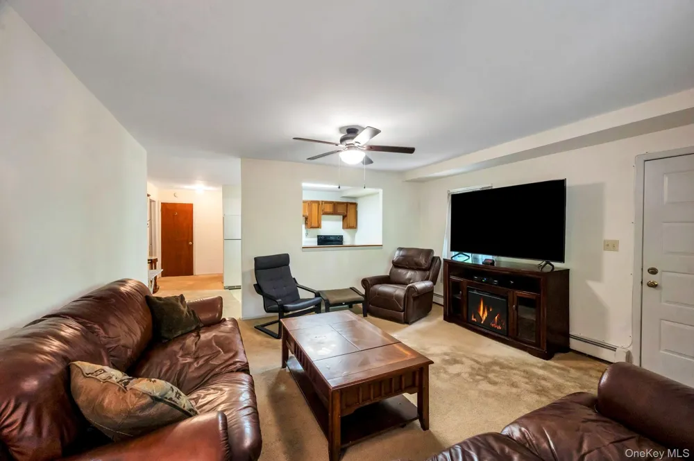 179 Gnarled Hollow Road East Setauket, NY 11733