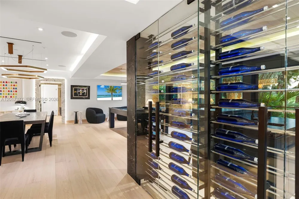 5750 La Gorce Dr Miami Beach, FL 33140