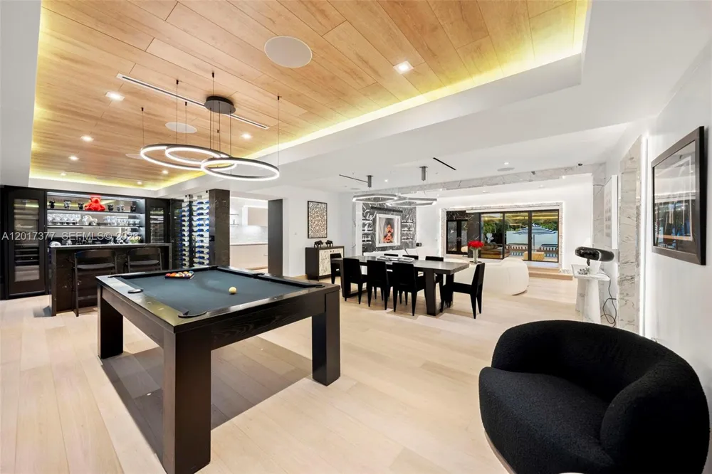 5750 La Gorce Dr Miami Beach, FL 33140