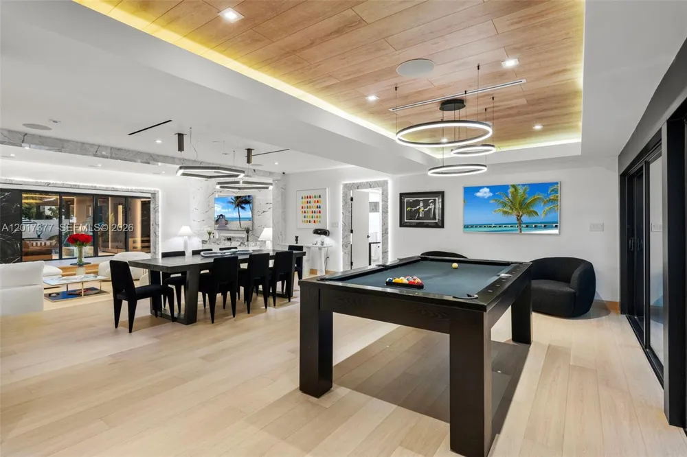 5750 La Gorce Dr Miami Beach, FL 33140
