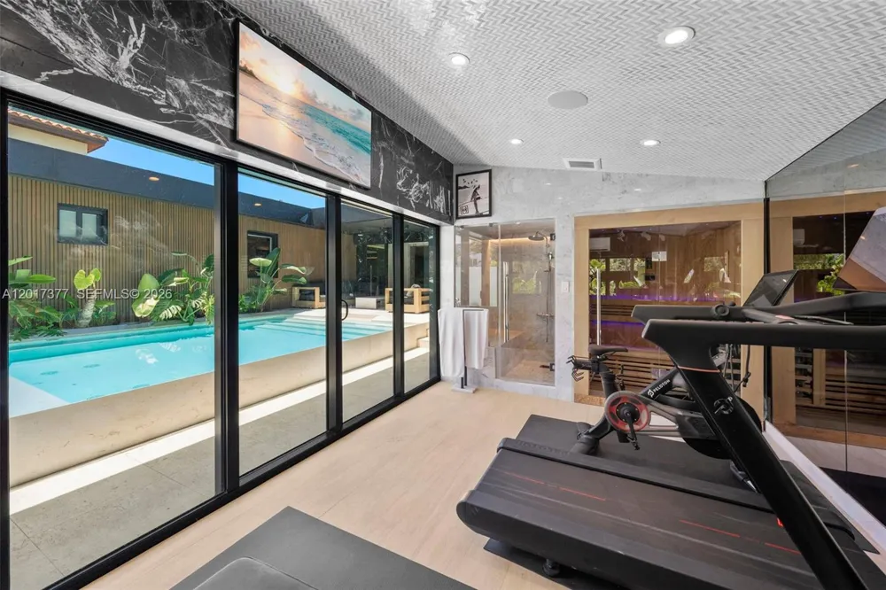 5750 La Gorce Dr Miami Beach, FL 33140