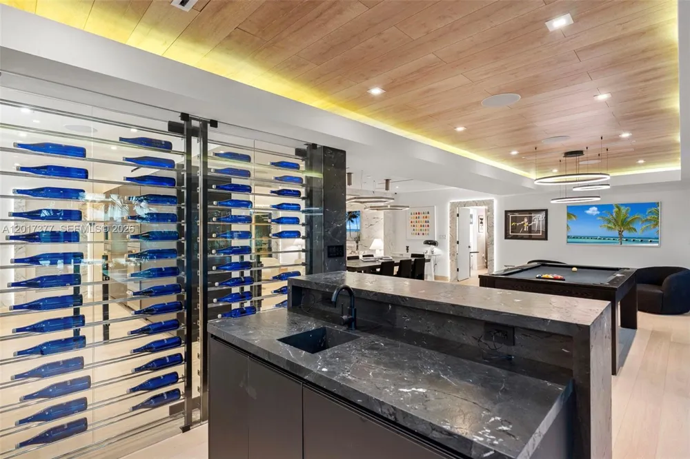 5750 La Gorce Dr Miami Beach, FL 33140