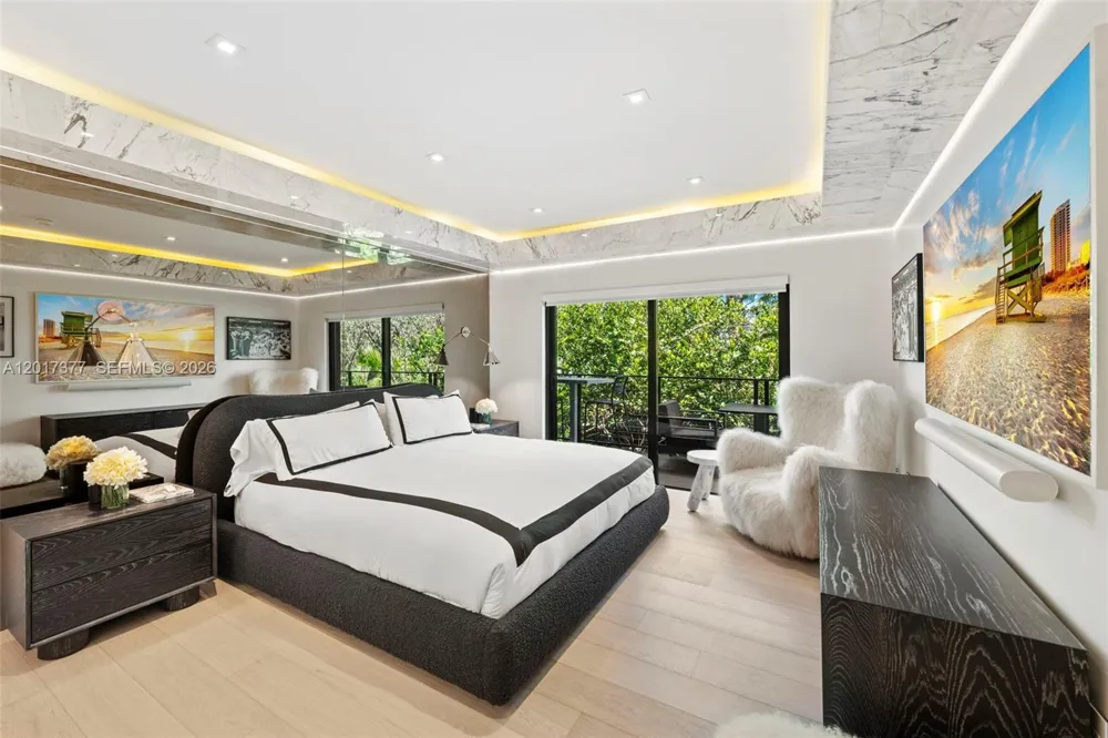 5750 La Gorce Dr Miami Beach, FL 33140