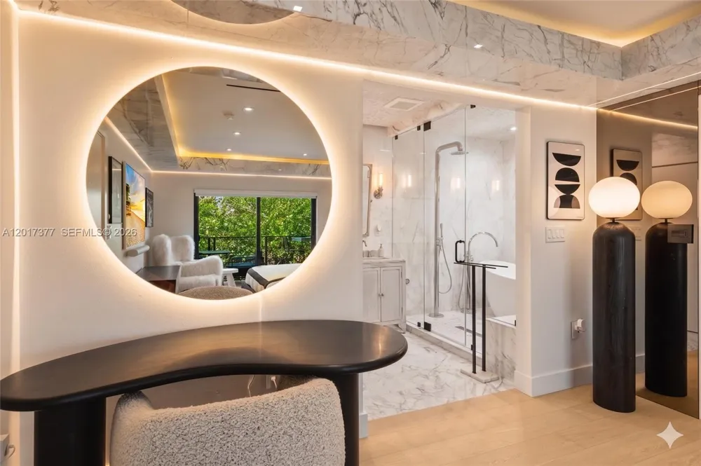 5750 La Gorce Dr Miami Beach, FL 33140