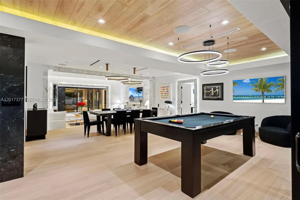 5750 La Gorce Dr Miami Beach, FL 33140