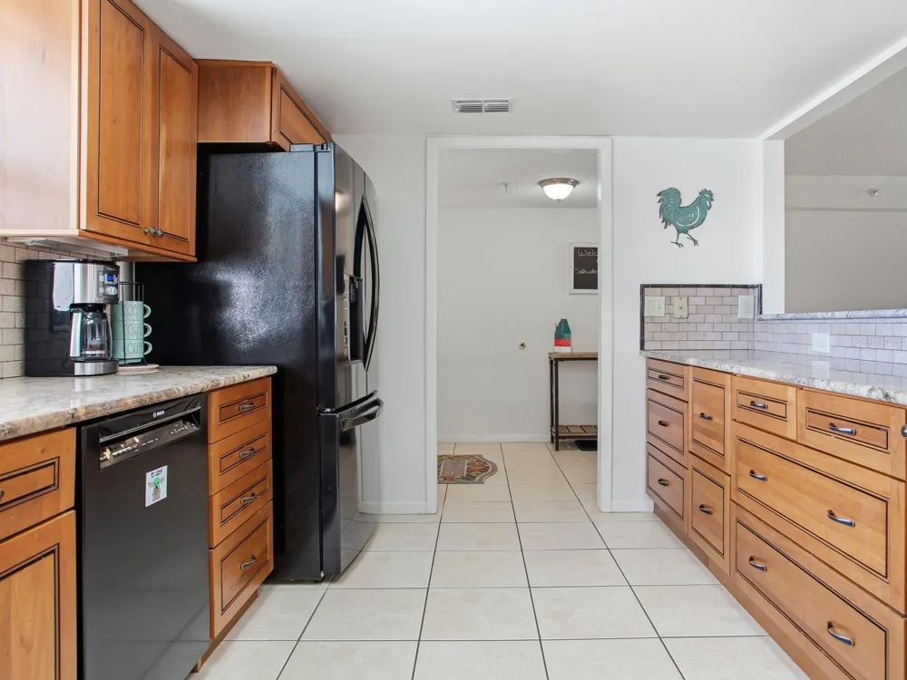 1005 GULF BOULEVARD #10 Indian Rocks Beach, FL 33785