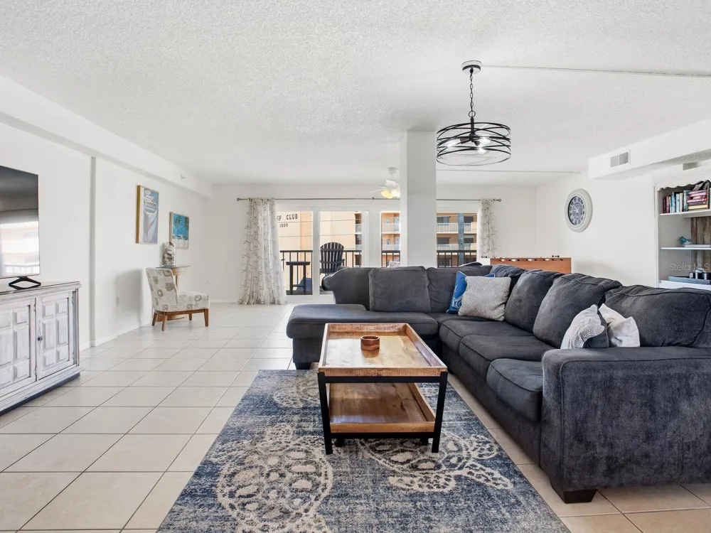 1005 GULF BOULEVARD #10 Indian Rocks Beach, FL 33785