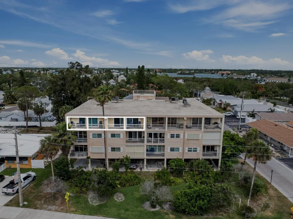 1005 GULF BOULEVARD #10 Indian Rocks Beach, FL 33785
