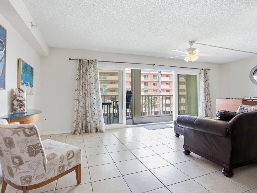 1005 GULF BOULEVARD #10 Indian Rocks Beach, FL 33785
