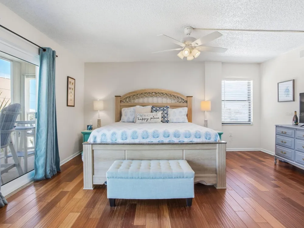 1005 GULF BOULEVARD #10 Indian Rocks Beach, FL 33785