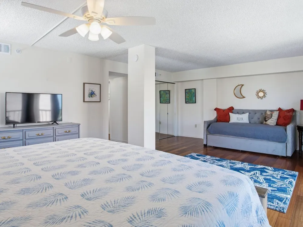 1005 GULF BOULEVARD #10 Indian Rocks Beach, FL 33785