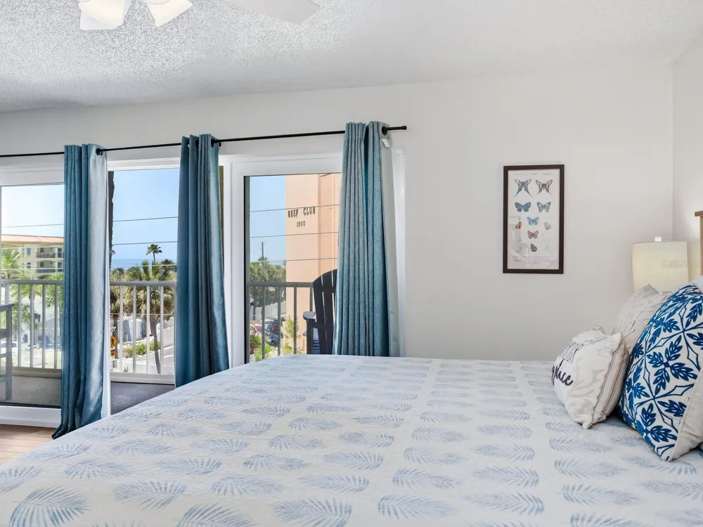 1005 GULF BOULEVARD #10 Indian Rocks Beach, FL 33785