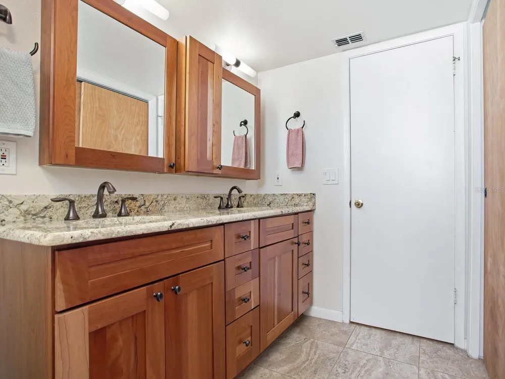 1005 GULF BOULEVARD #10 Indian Rocks Beach, FL 33785
