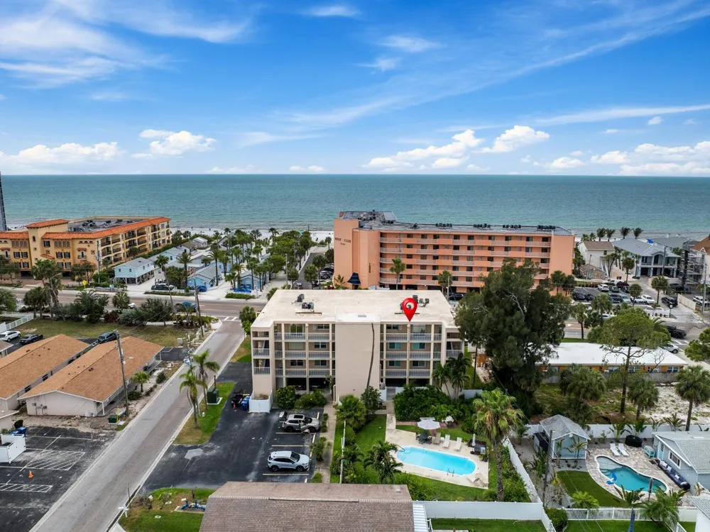 1005 GULF BOULEVARD #10 Indian Rocks Beach, FL 33785