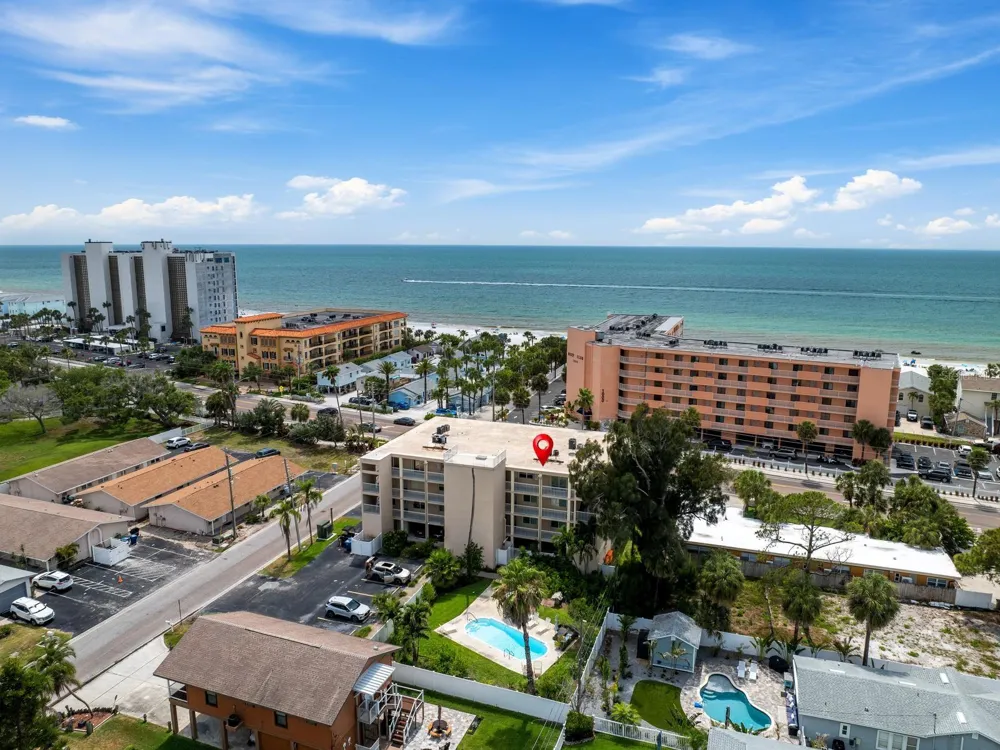 1005 GULF BOULEVARD #10 Indian Rocks Beach, FL 33785