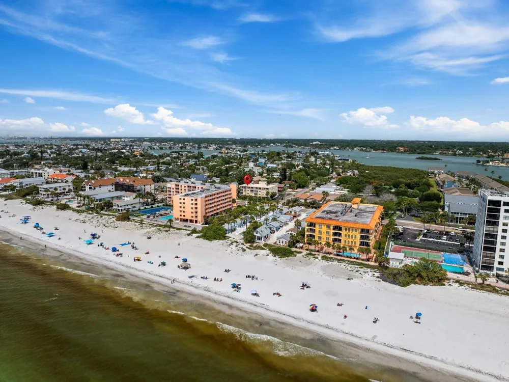 1005 GULF BOULEVARD #10 Indian Rocks Beach, FL 33785