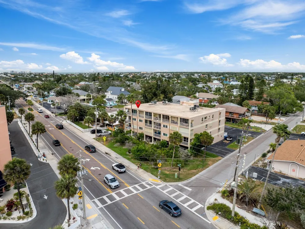 1005 GULF BOULEVARD #10 Indian Rocks Beach, FL 33785