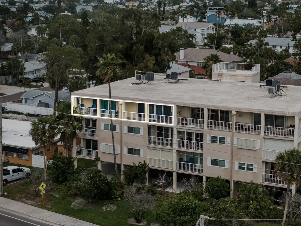 1005 GULF BOULEVARD #10 Indian Rocks Beach, FL 33785