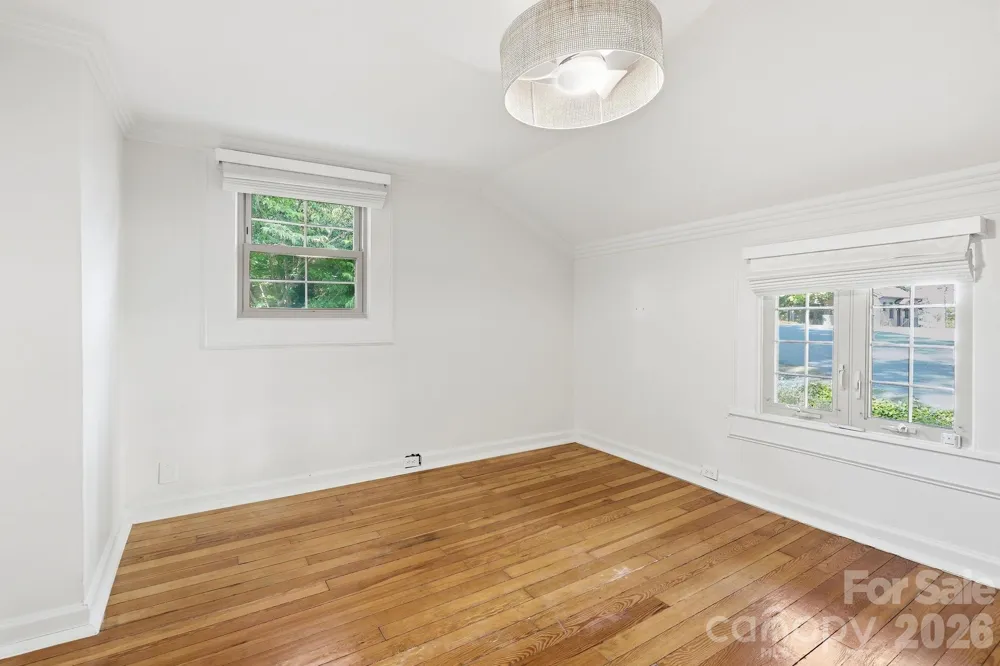 150 Pacolet Street Tryon, NC 28782