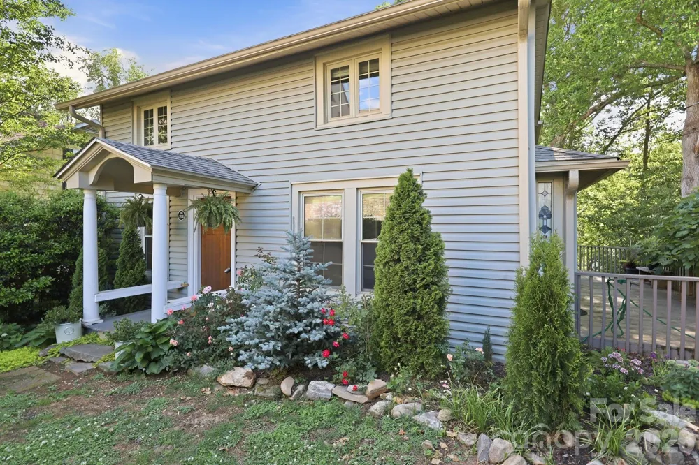 150 Pacolet Street Tryon, NC 28782