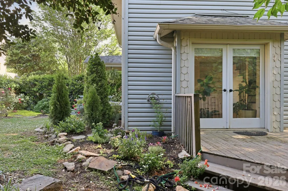 150 Pacolet Street Tryon, NC 28782