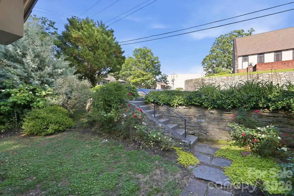 150 Pacolet Street Tryon, NC 28782